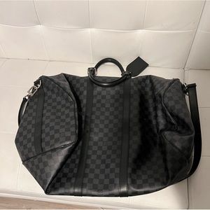 Louis Vuitton duffle 100% authentic